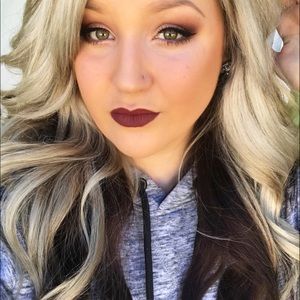 Meet your Posher, Whitney